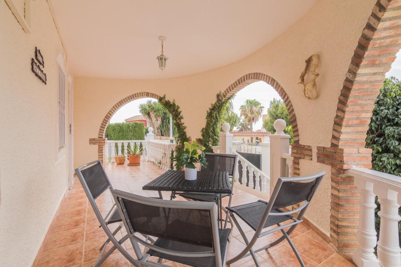Casa Blanca La Grande - Swimming Pool - Jacuzzi Xxl - 2,4km - Airport 12 Km - Center 1km