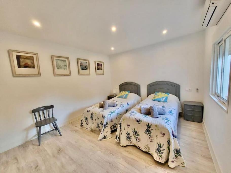 Capitano -seaviews -4 Bedrooms - La Cala Villa *