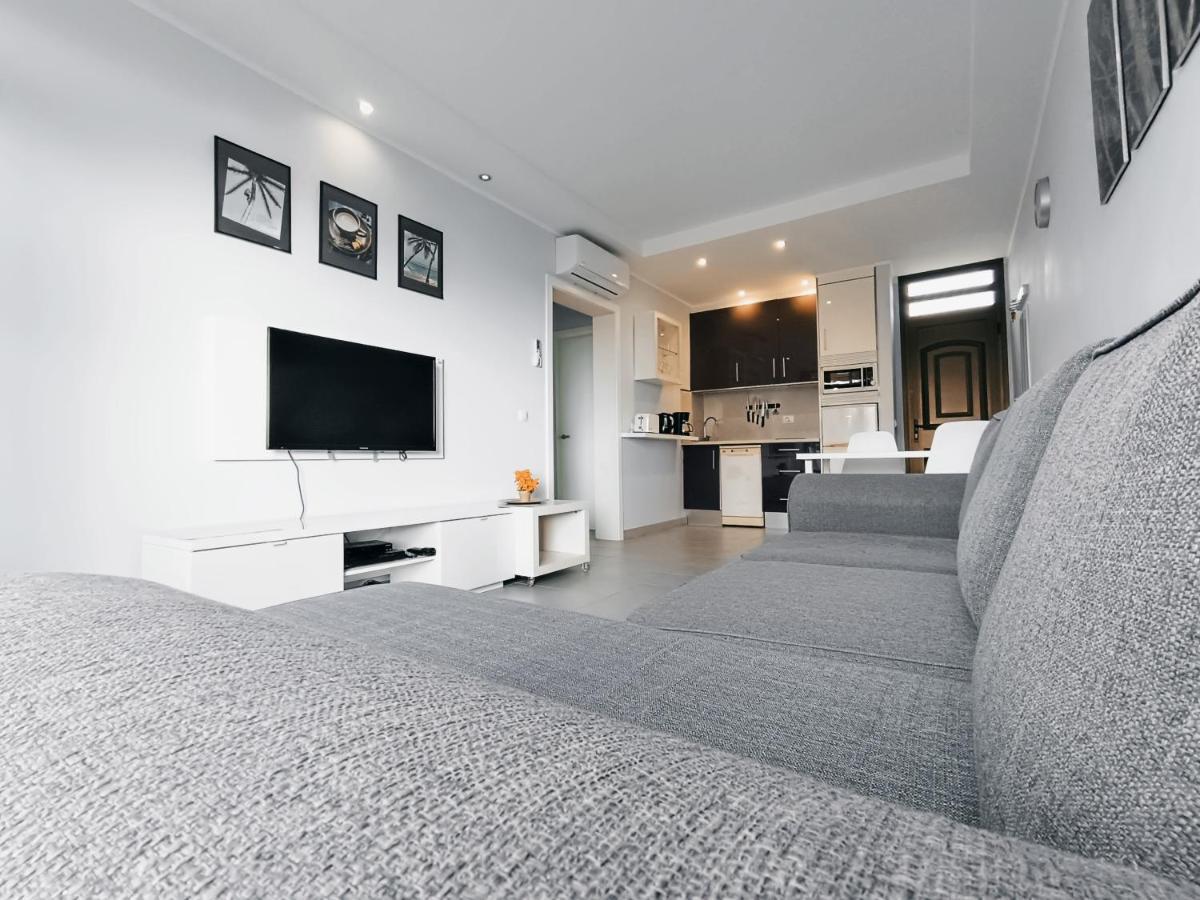 La Fiesta Apartment *