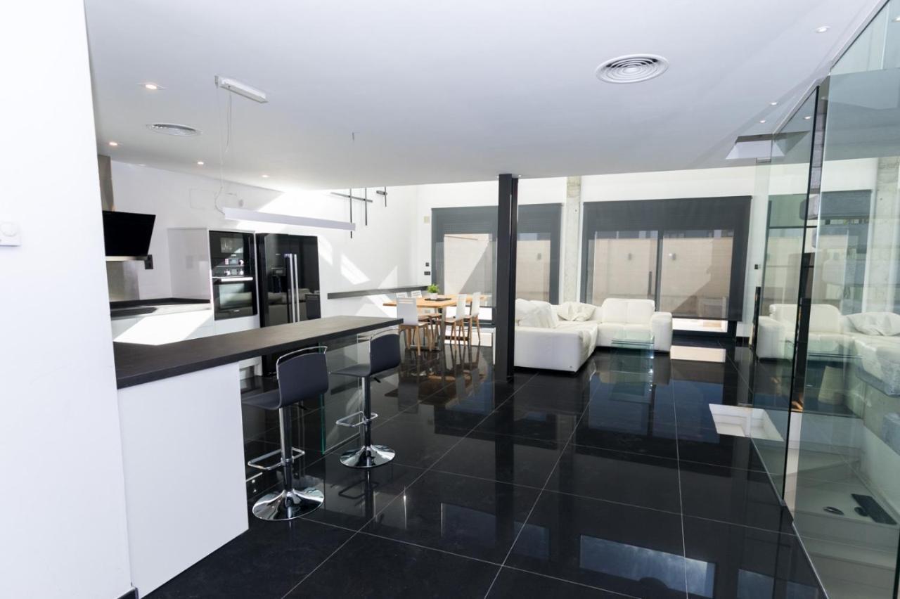 Casa Bulevar, Moderna Y Exclusiva Holiday home