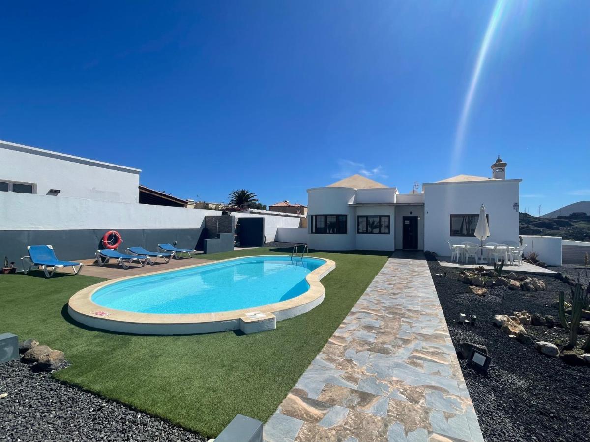 Volcan Villa La Oliva