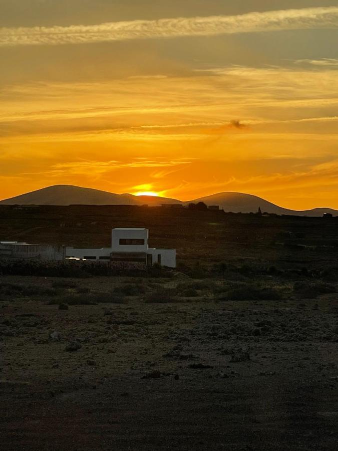 Volcan Villa La Oliva