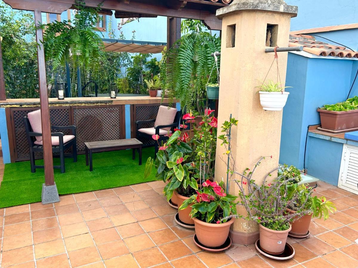 Casa Con Jardin Y Jacuzzi Holiday home *