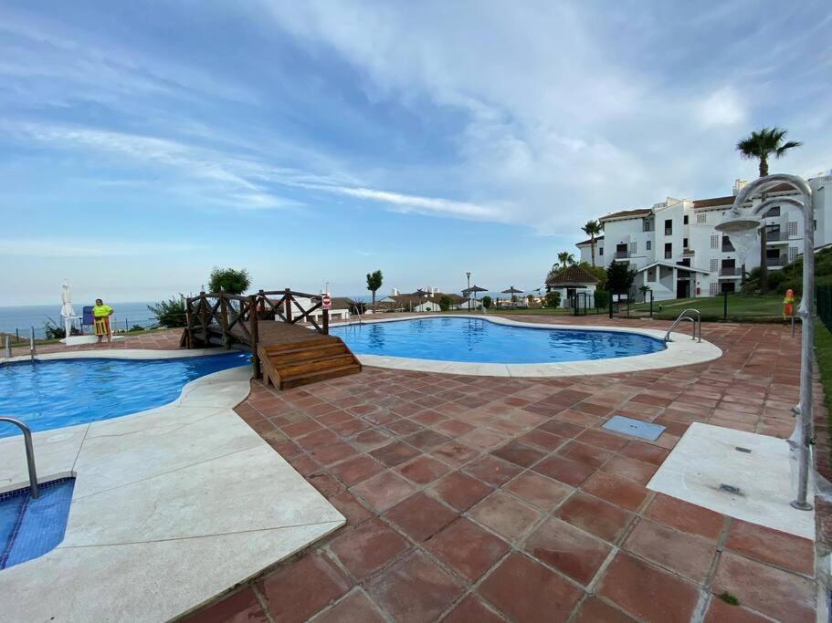 Lovely Seaside Luxury Penthouse *