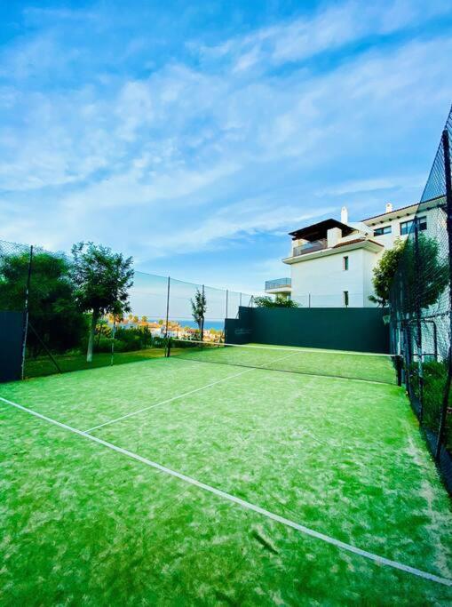 Lovely Seaside Luxury Penthouse Сasa de vacaciones Alcaidesa
