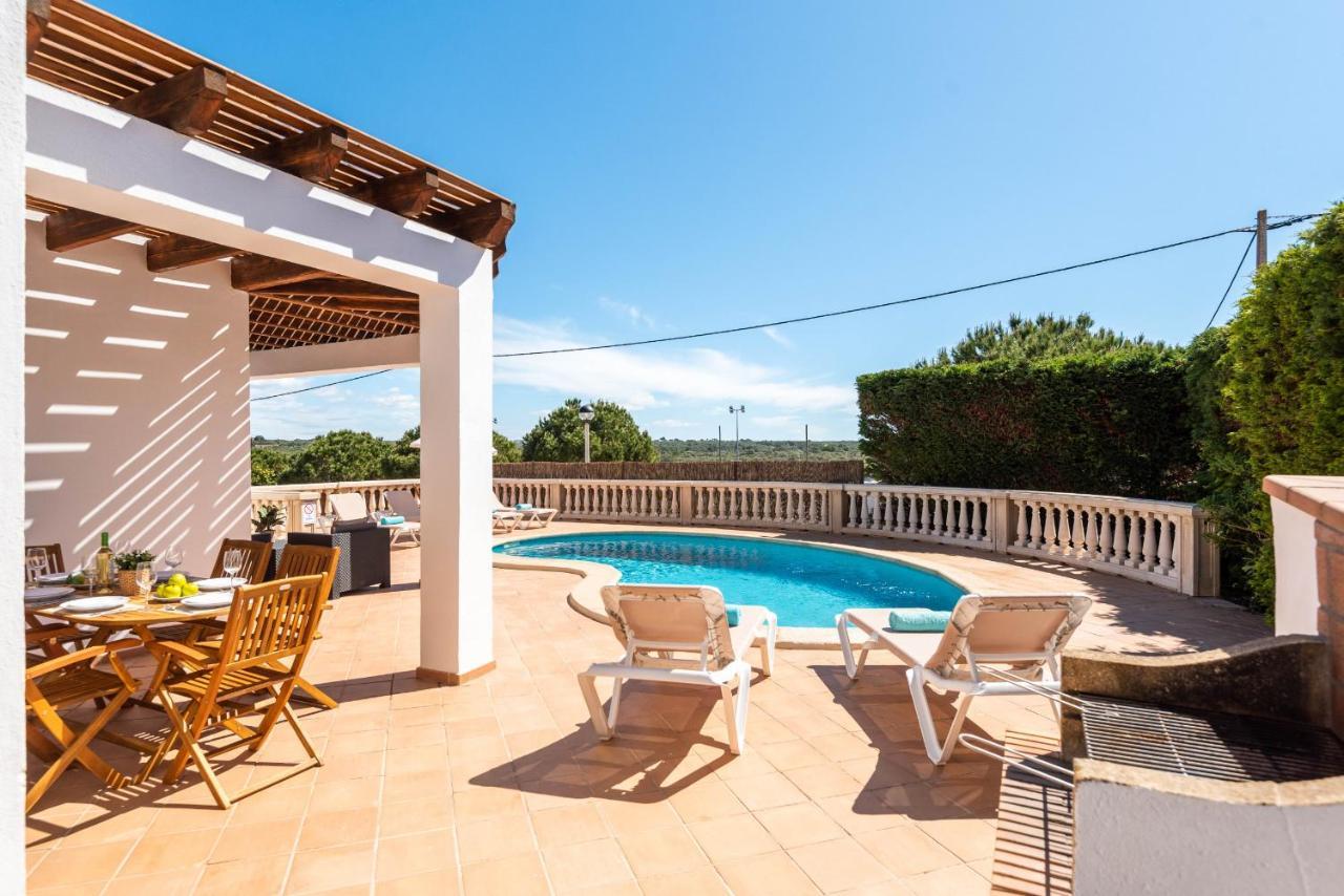 Rouss Villa *