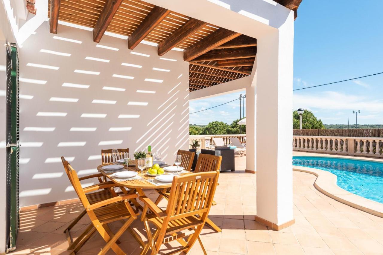 Rouss Cala En Porter (Menorca)