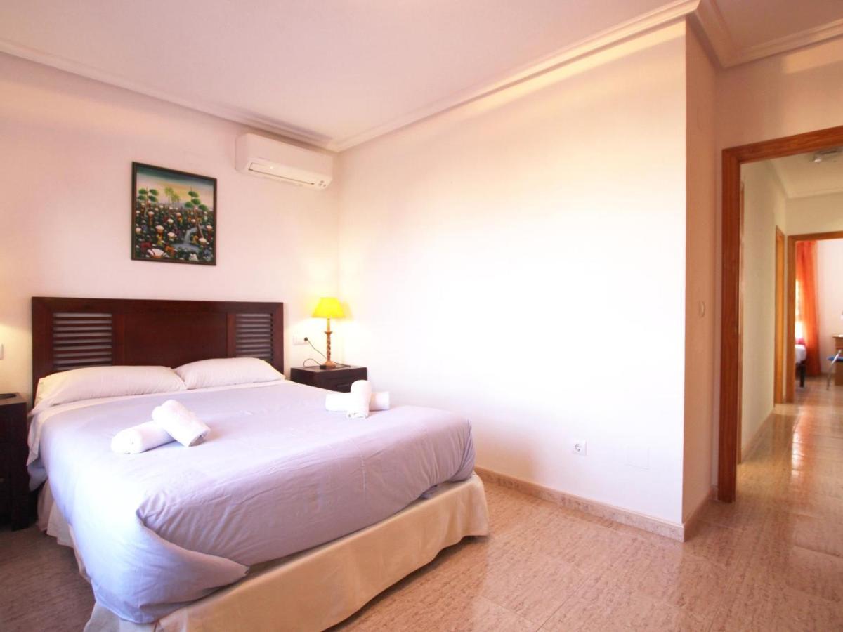 Perfect Family Getaway Fully Equipped 3-bedroom With Pool In Cala Capitan Torrevieja Holiday home