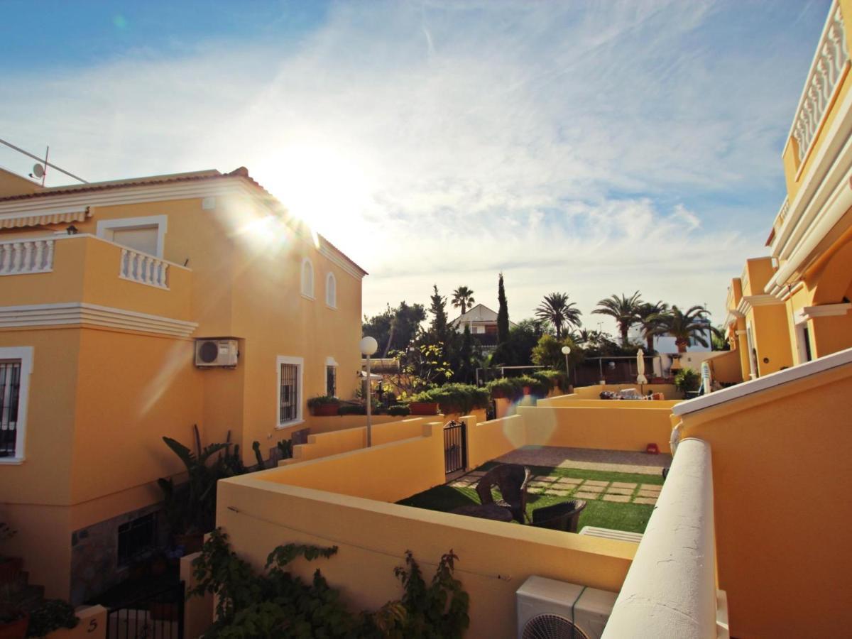 Perfect Family Getaway Fully Equipped 3-bedroom With Pool In Cala Capitan Torrevieja *