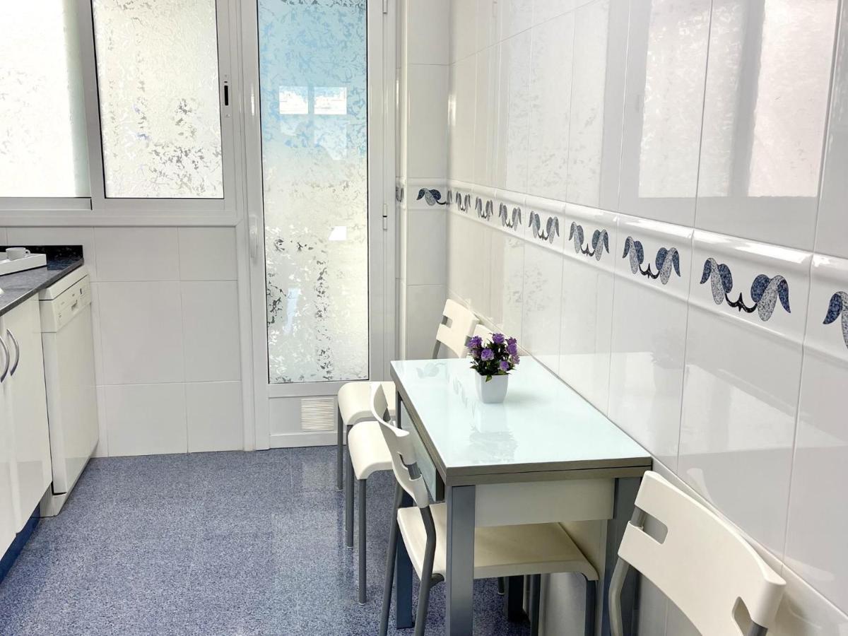 Apartbeach El Carrilet Centrico Y Luminoso Apartamento *