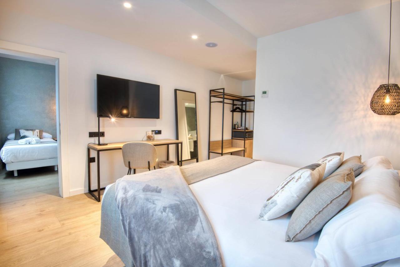 Costabella 3* Girona