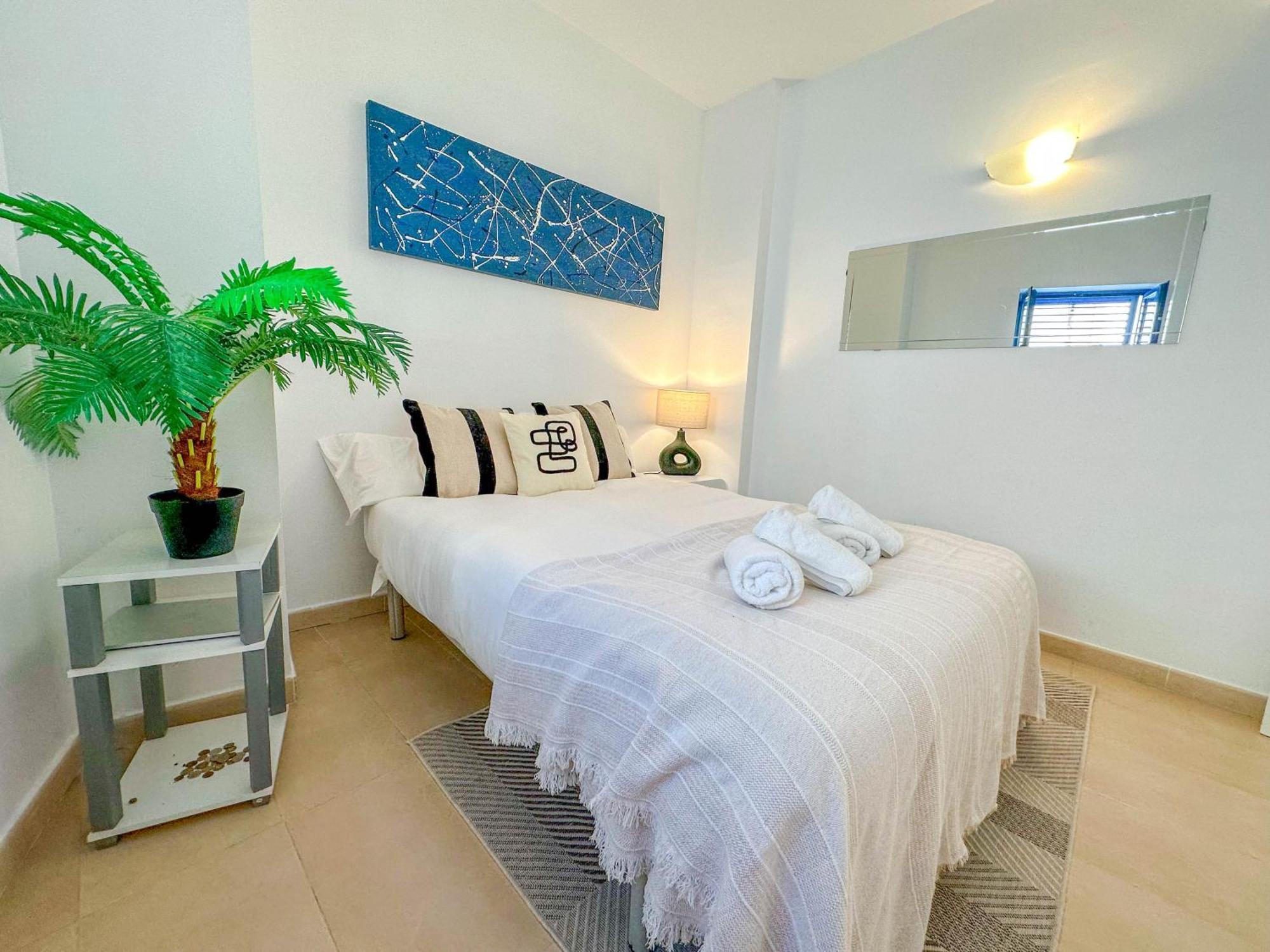 Sanctuary Penthouse By Hello Homes