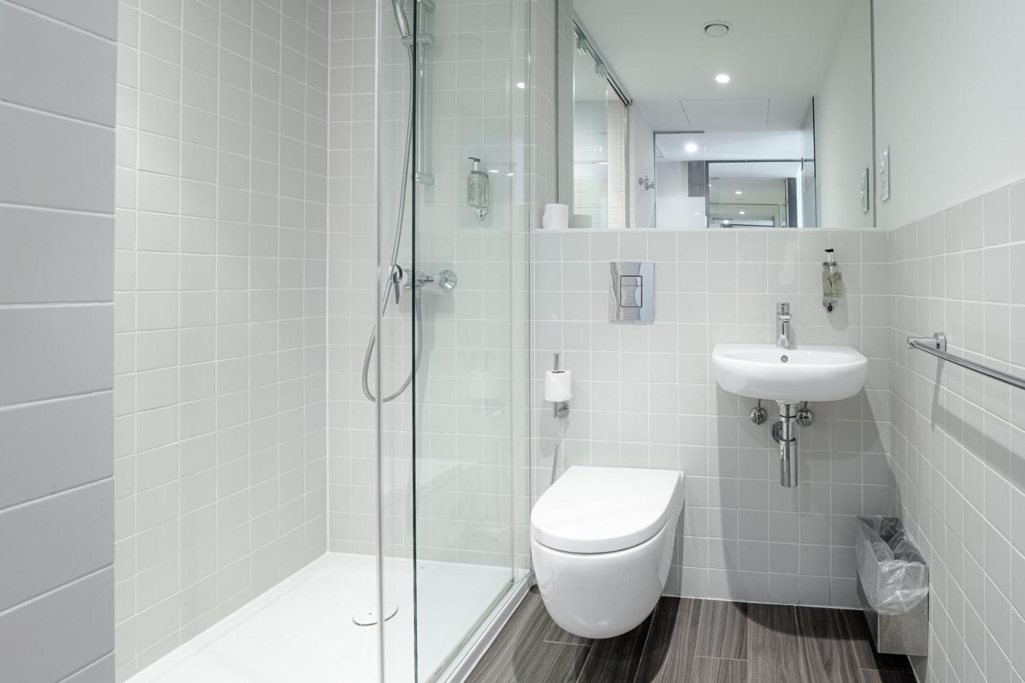 Easyhotel Barcelona Fira L'Hospitalet de Llobregat