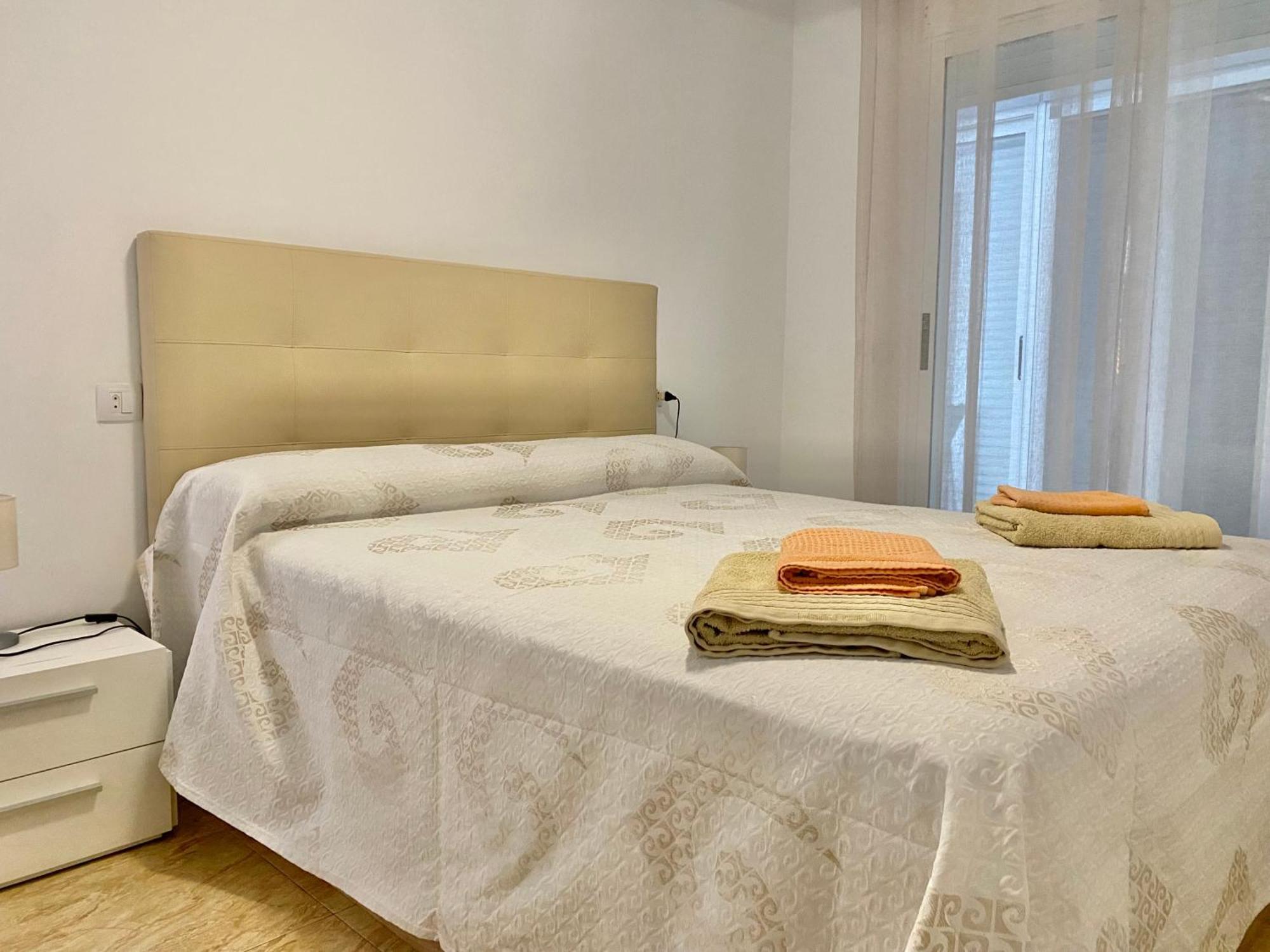Apartment En Playa Gandia Con Piscina Y Parking Playa de Gandia