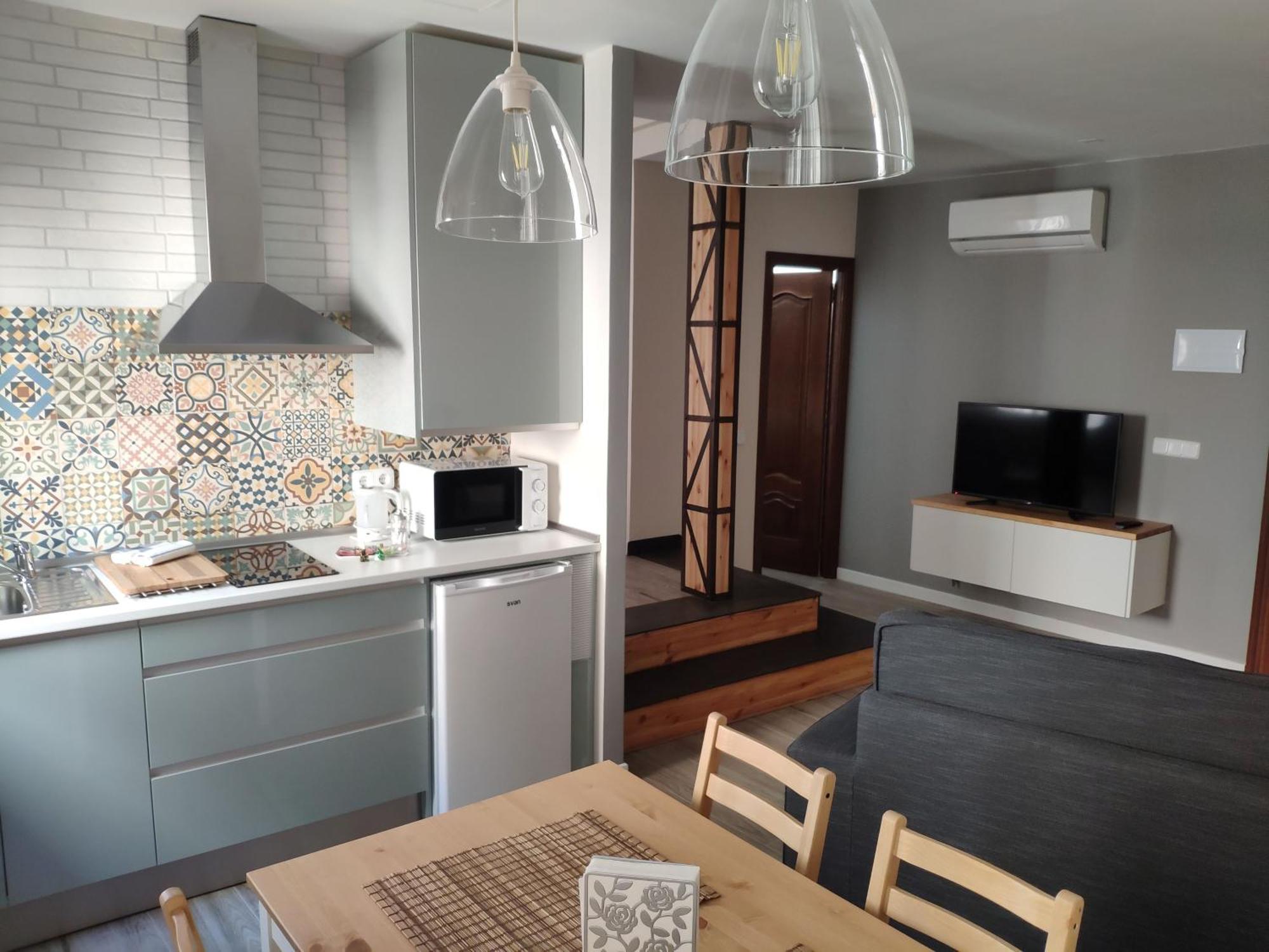 Toledoaloja - Estudio En Apartamento *
