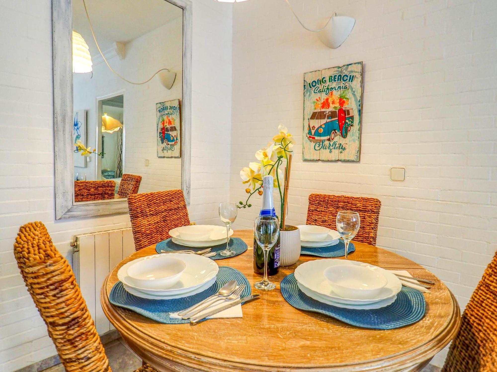 The Holi By Hello Homes *