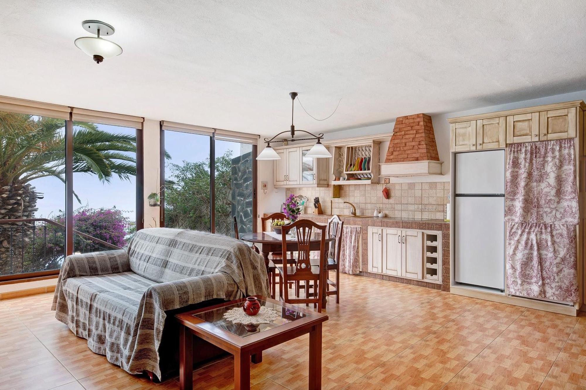 Casa Titi Holiday home *