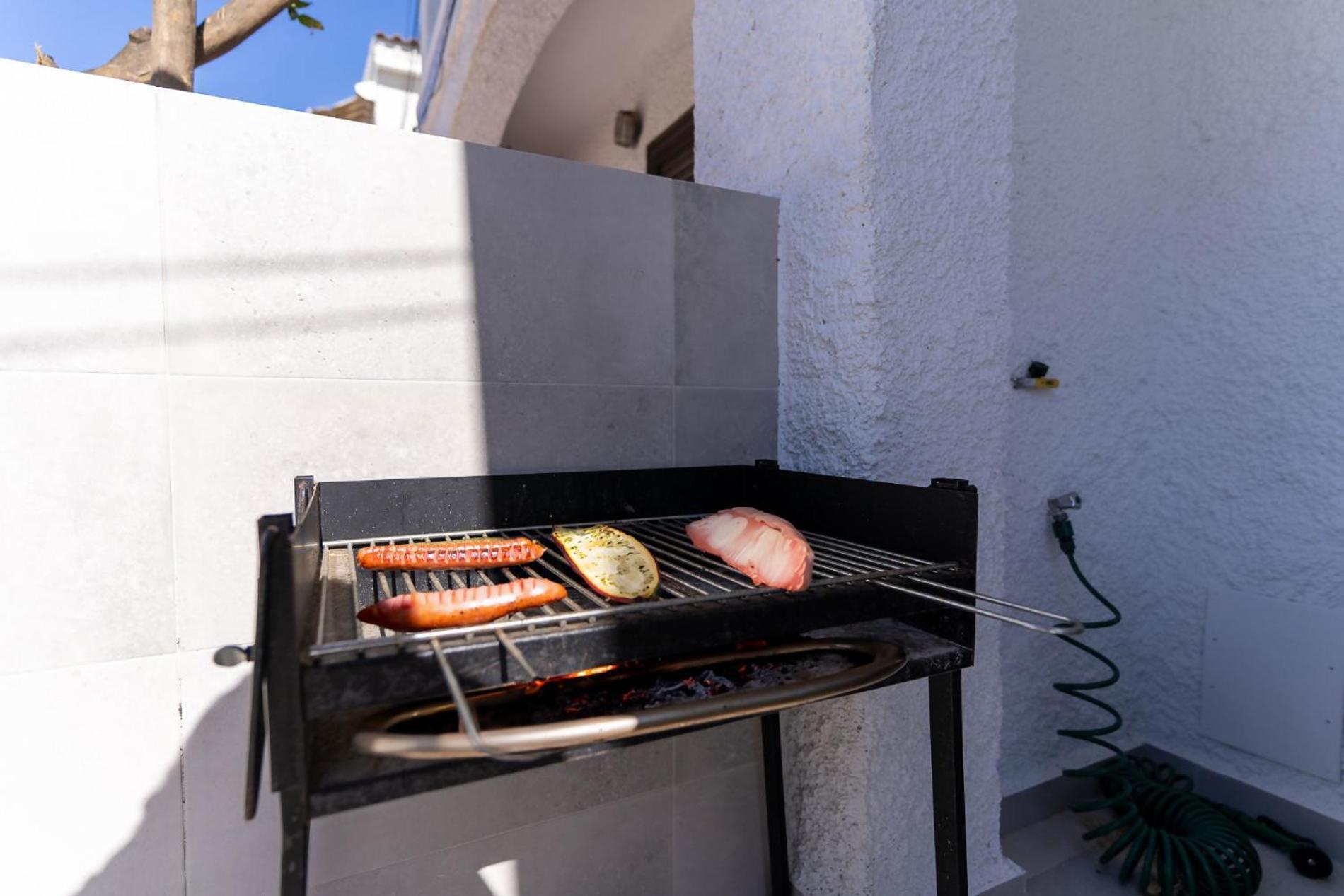 Holiday home Rentafive Gran Casa Reformada Terraza