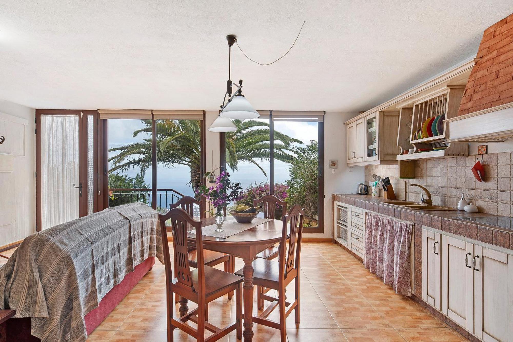 Casa Titi Holiday home *