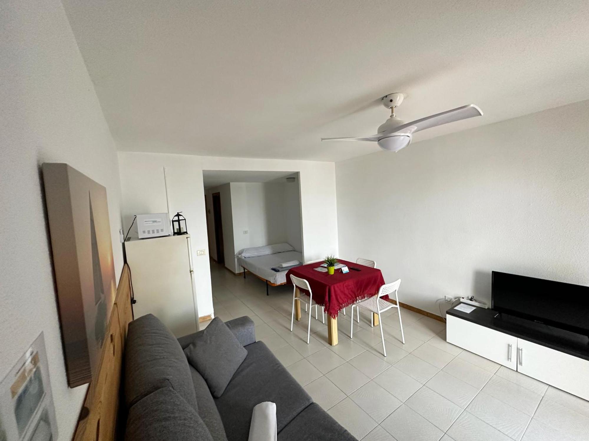 Apartamento Oropesa Primera Línea 3000 *