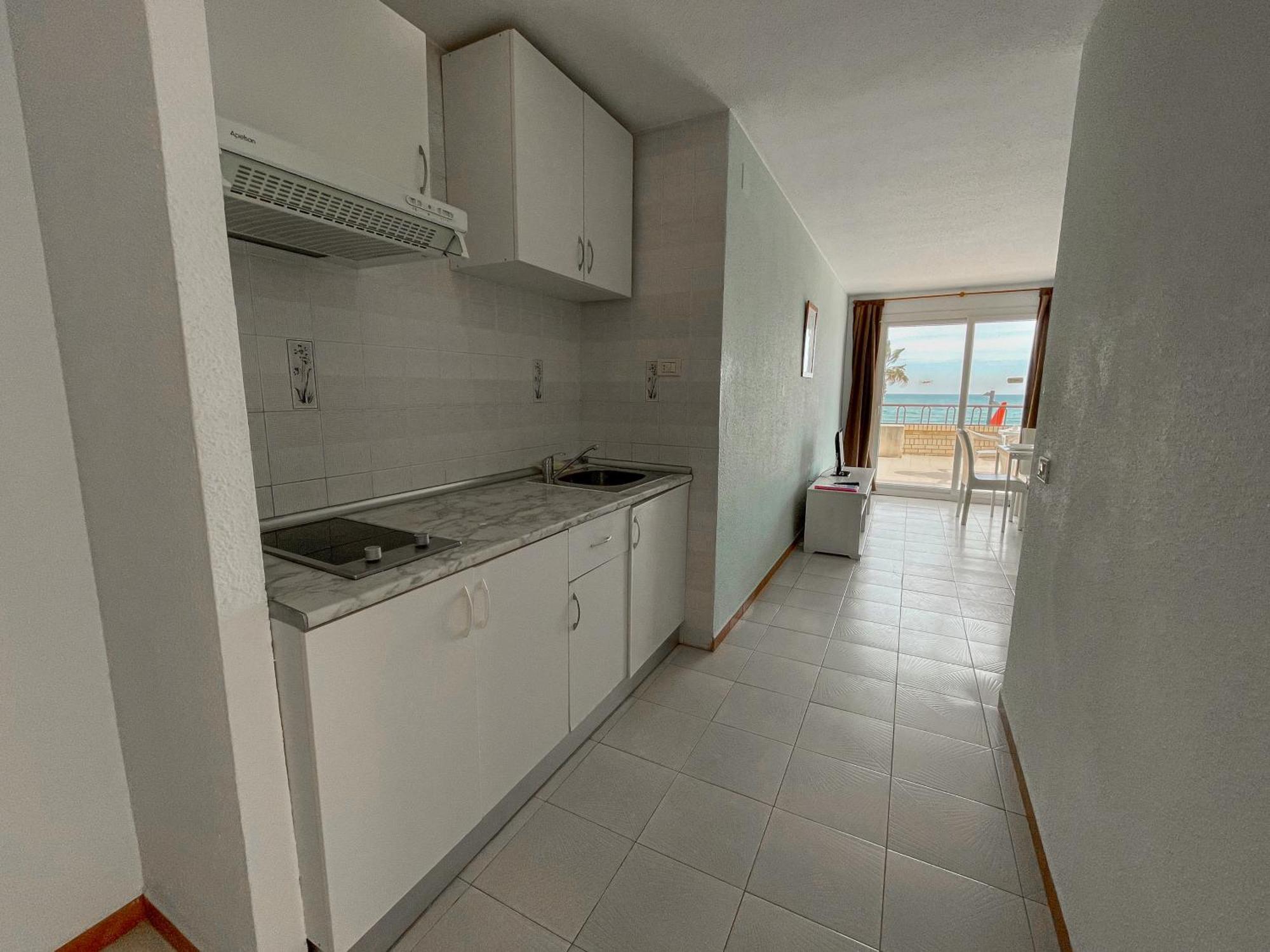 Apartamento Oropesa Primera Línea 3000 *