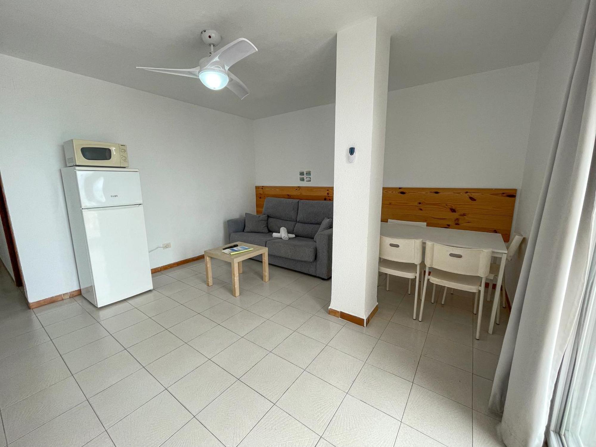 Apartamento Oropesa Primera Línea 3000 *