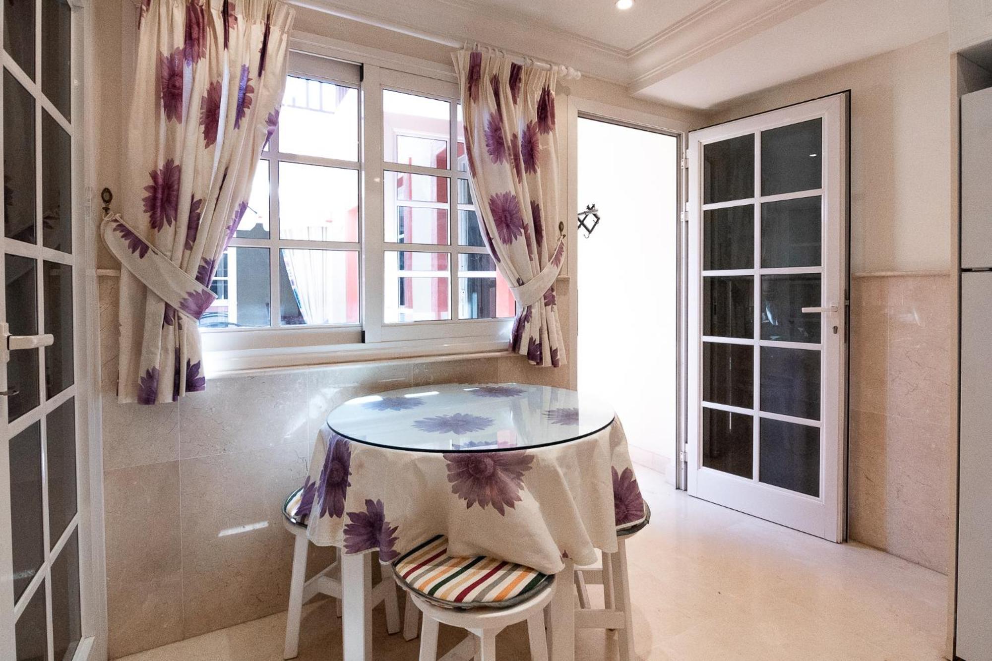 Penthouse En La Playa Del Duque Apartment *