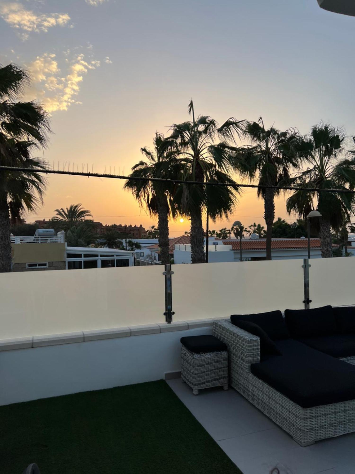 Luxurious 5* - 300m2 - Private Heated Pool - Garage - Wifi Villa