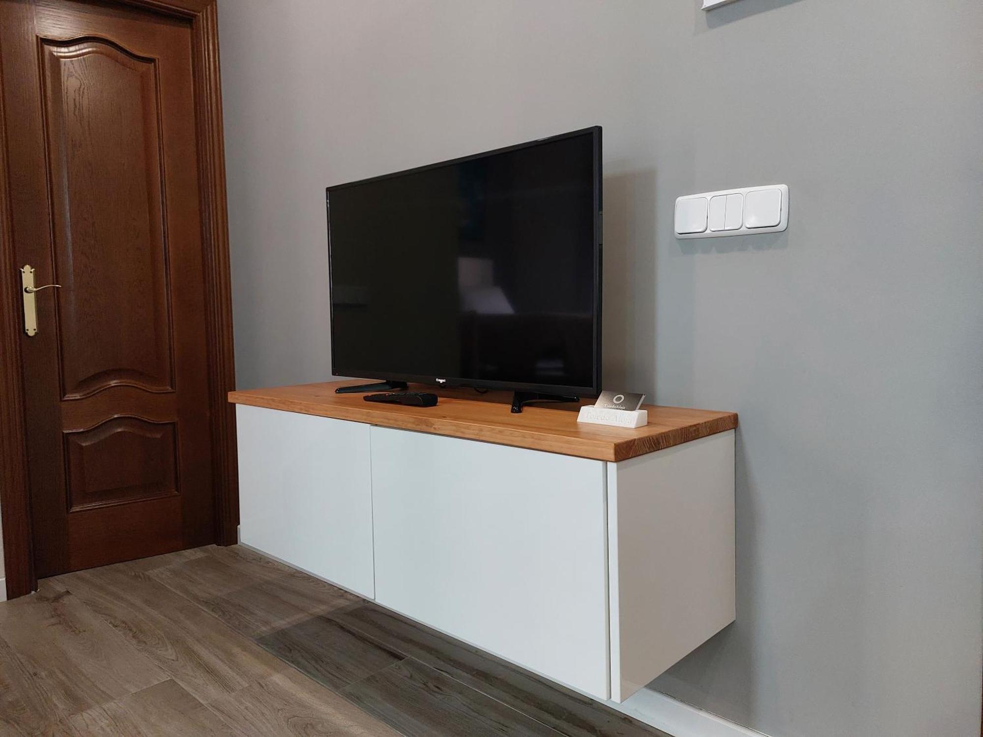 Toledoaloja - Estudio En Apartamento