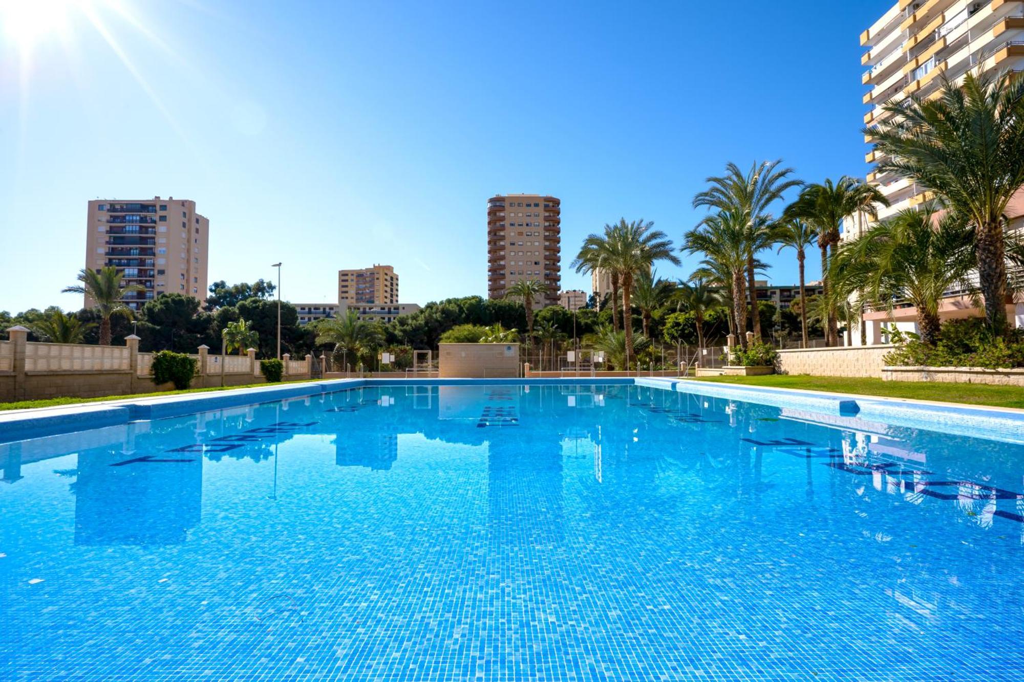 Pura Vida! Vistas Al Mar, Playa A 5 Min. Terraza, Wifi Y A/a. Aguadulce (Almeria)