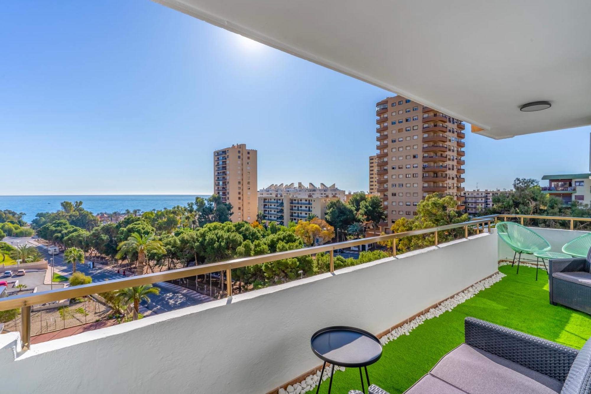 Pura Vida! Vistas Al Mar, Playa A 5 Min. Terraza, Wifi Y A/a.