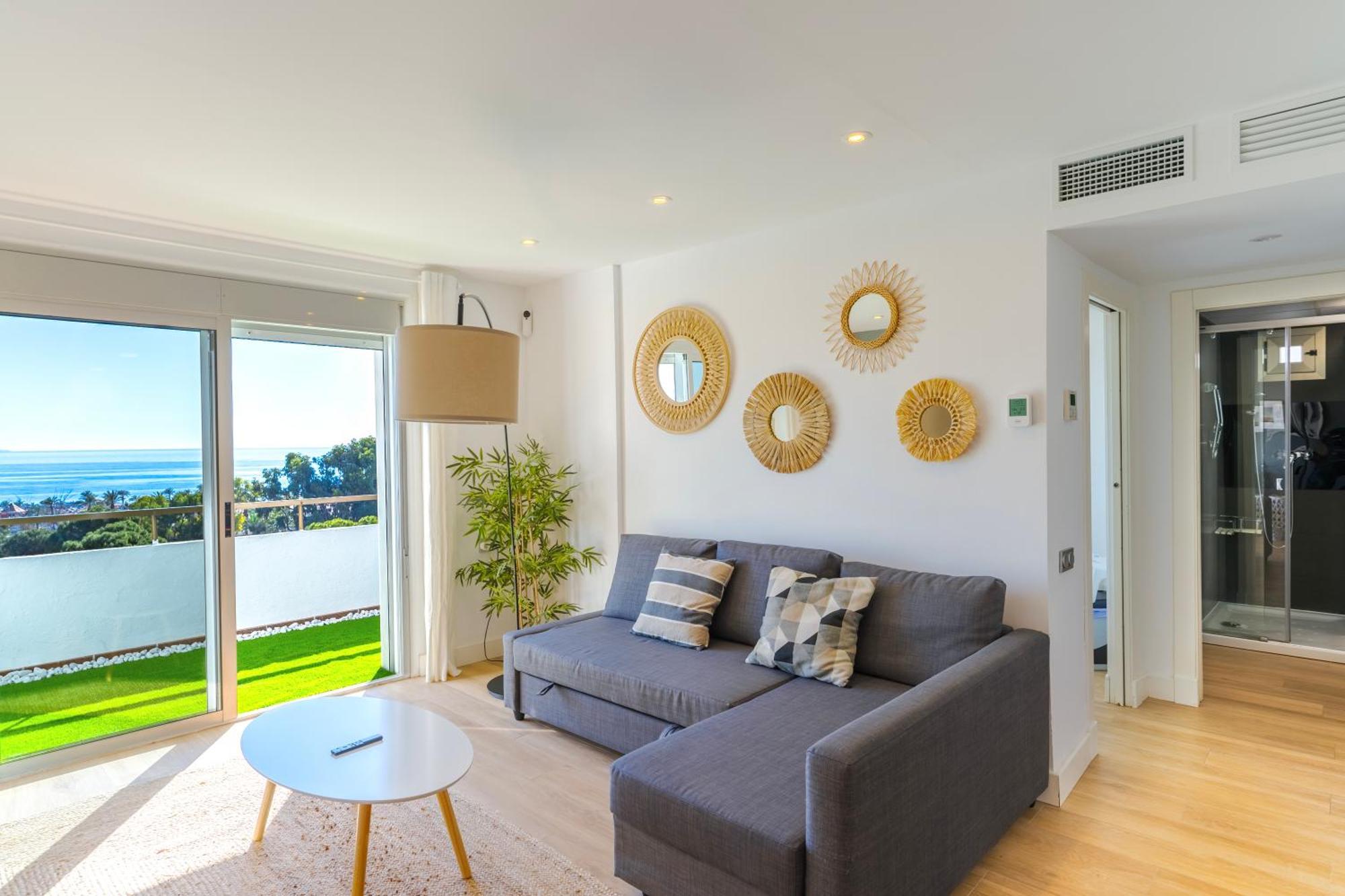Pura Vida! Vistas Al Mar, Playa A 5 Min. Terraza, Wifi Y A/a. * Aguadulce (Almeria)