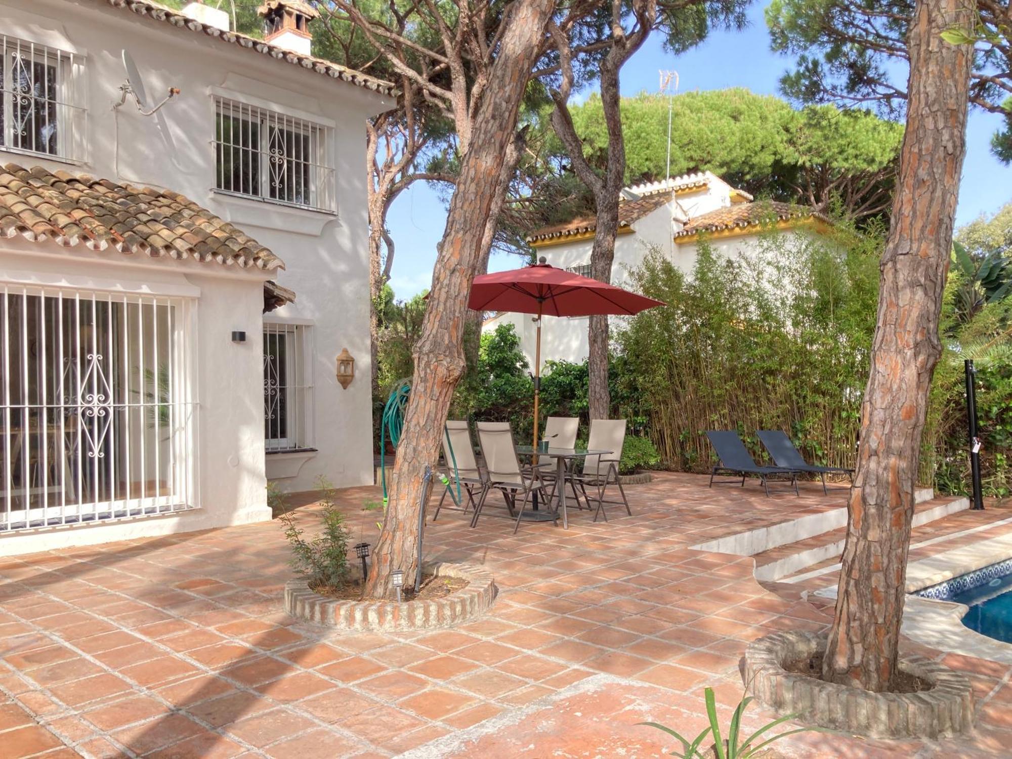 Marbella White Home, Calahonda, By Sol Maestranza * Sitio de Calahonda
