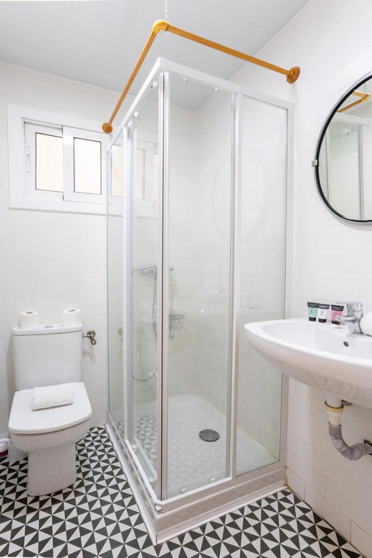 Apartment Bright 4bd With Terrace Near Arc De Triomf