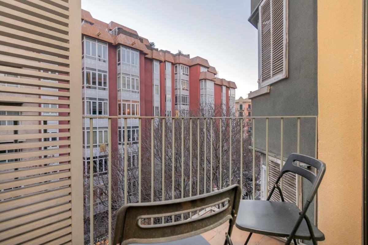 Apartment 2 Bedroom With Balcony In Eixample 4-2 *