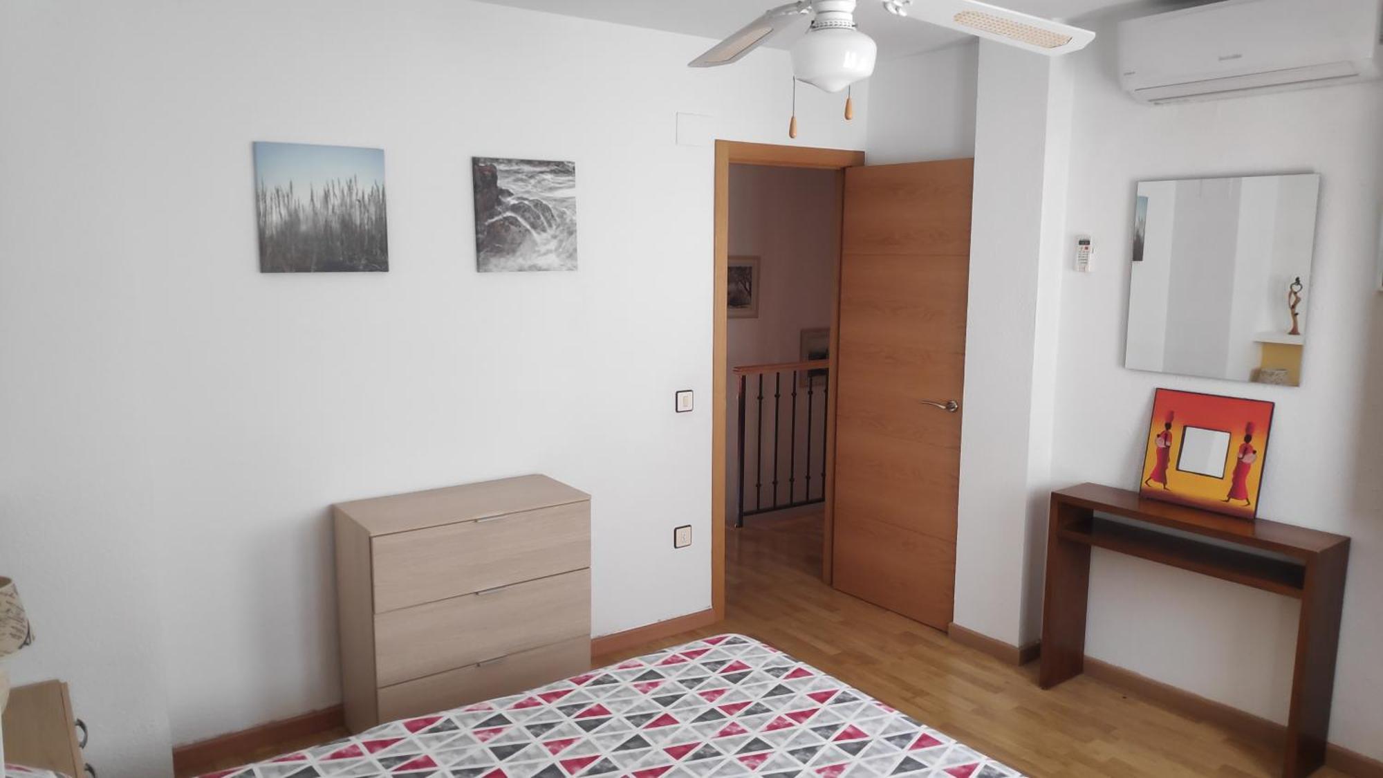Duplex San Lorenzo 2 Parking Gratuitos Y Piscina * Jaen