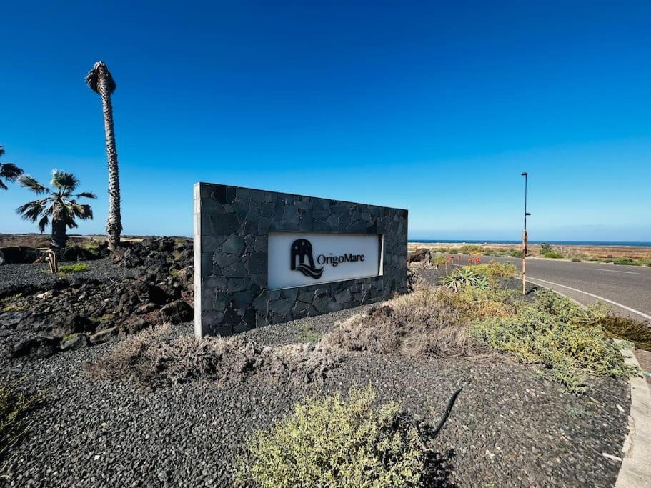 Villa La Torre Del Mar, Un Rincon En El Atlantico Lajares- Origomare - Remote Work