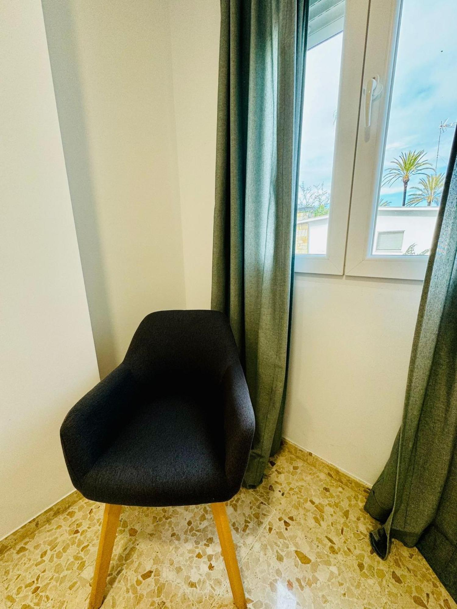 Apartamento La Muralla Grupo Ac Gestion Cádiz