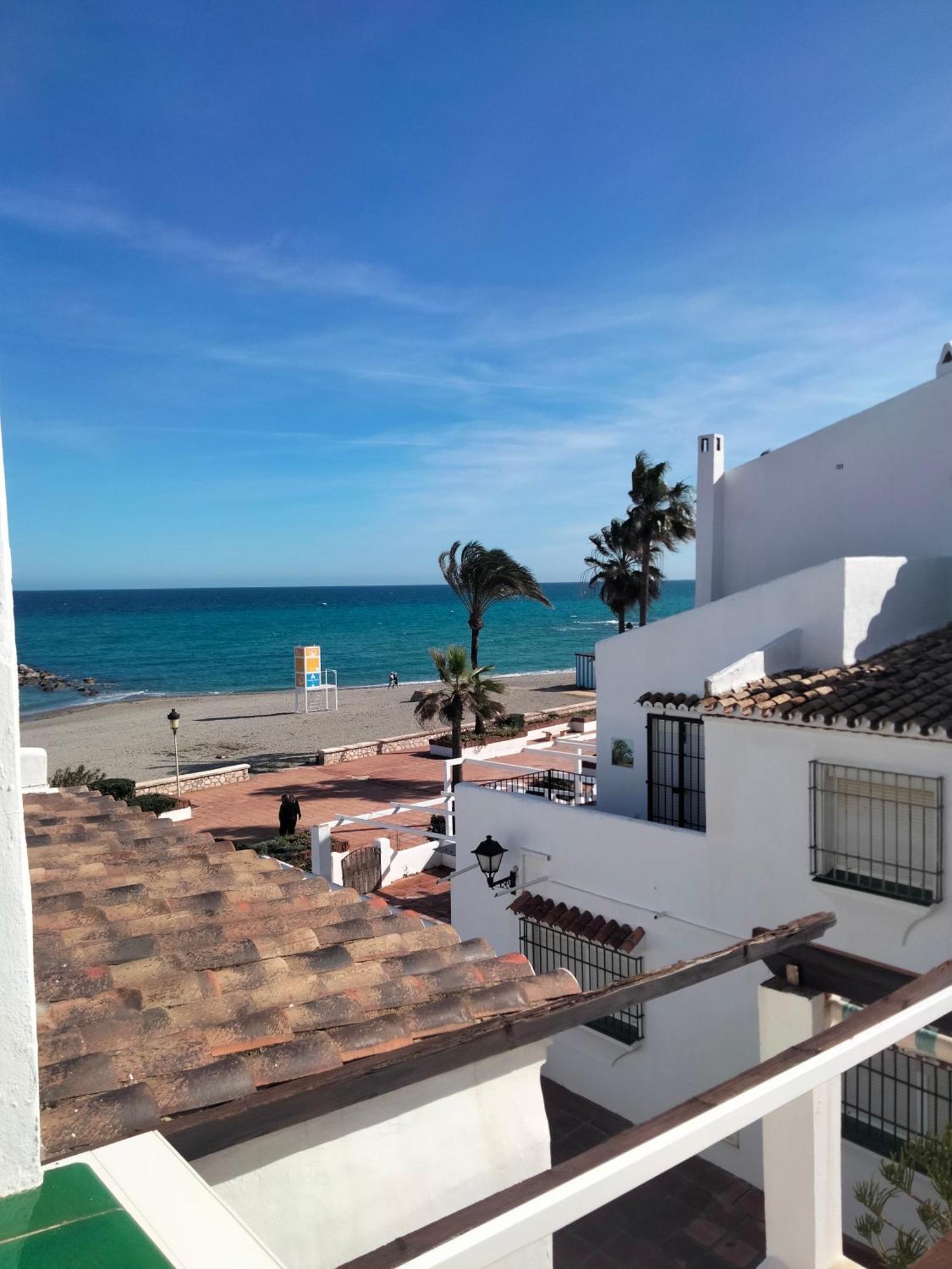 Primera Linea De Playa Manilva
