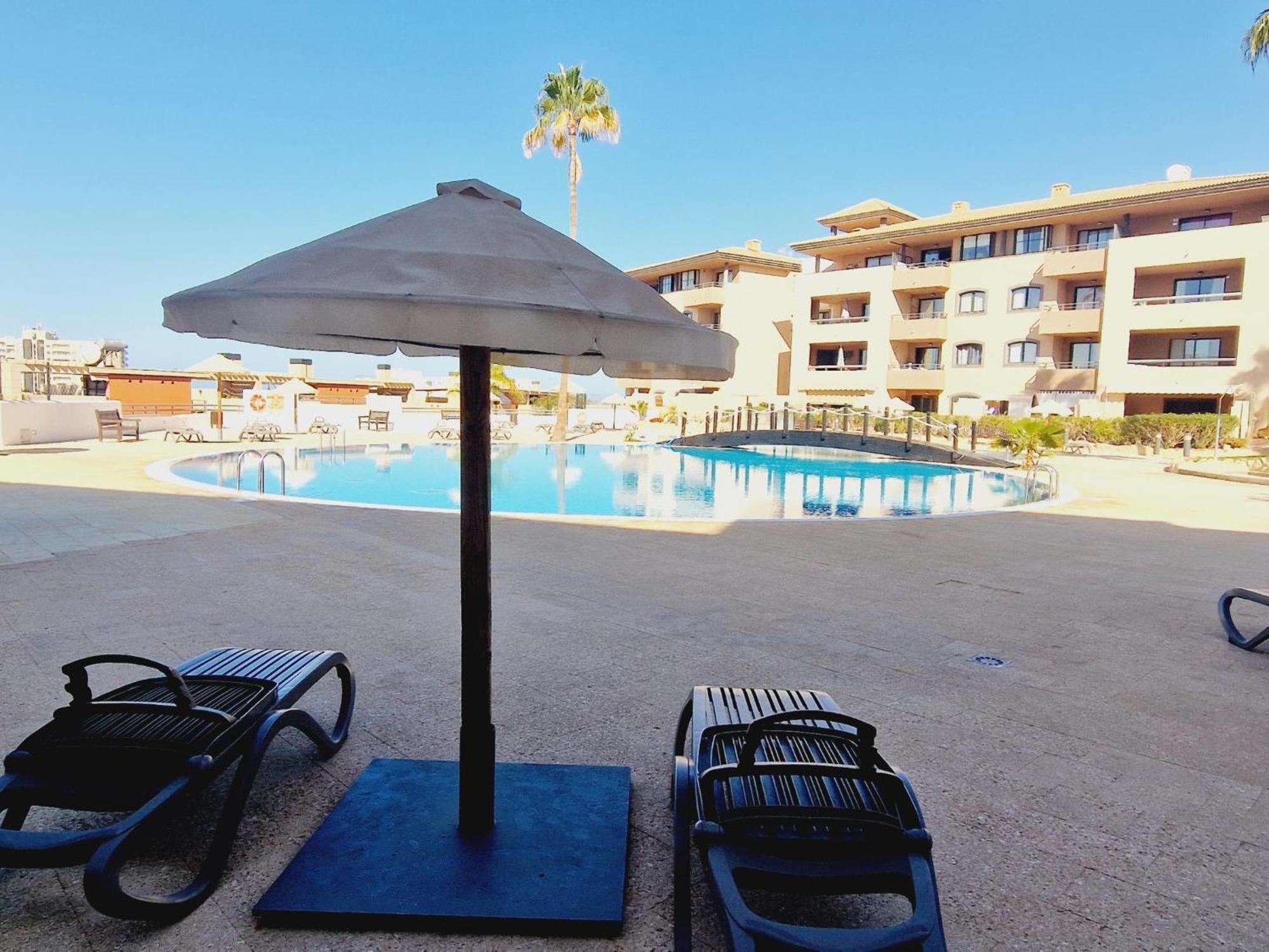 Paraiso 2 Bedroom Terrace Wifi Free