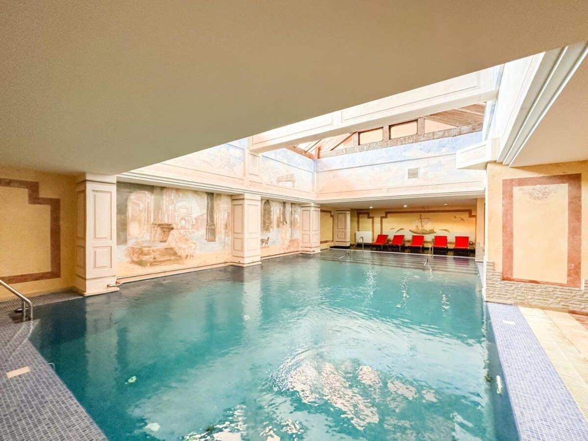 Apartamento Sea Views Indoor Pool Sauna Gym Wifi