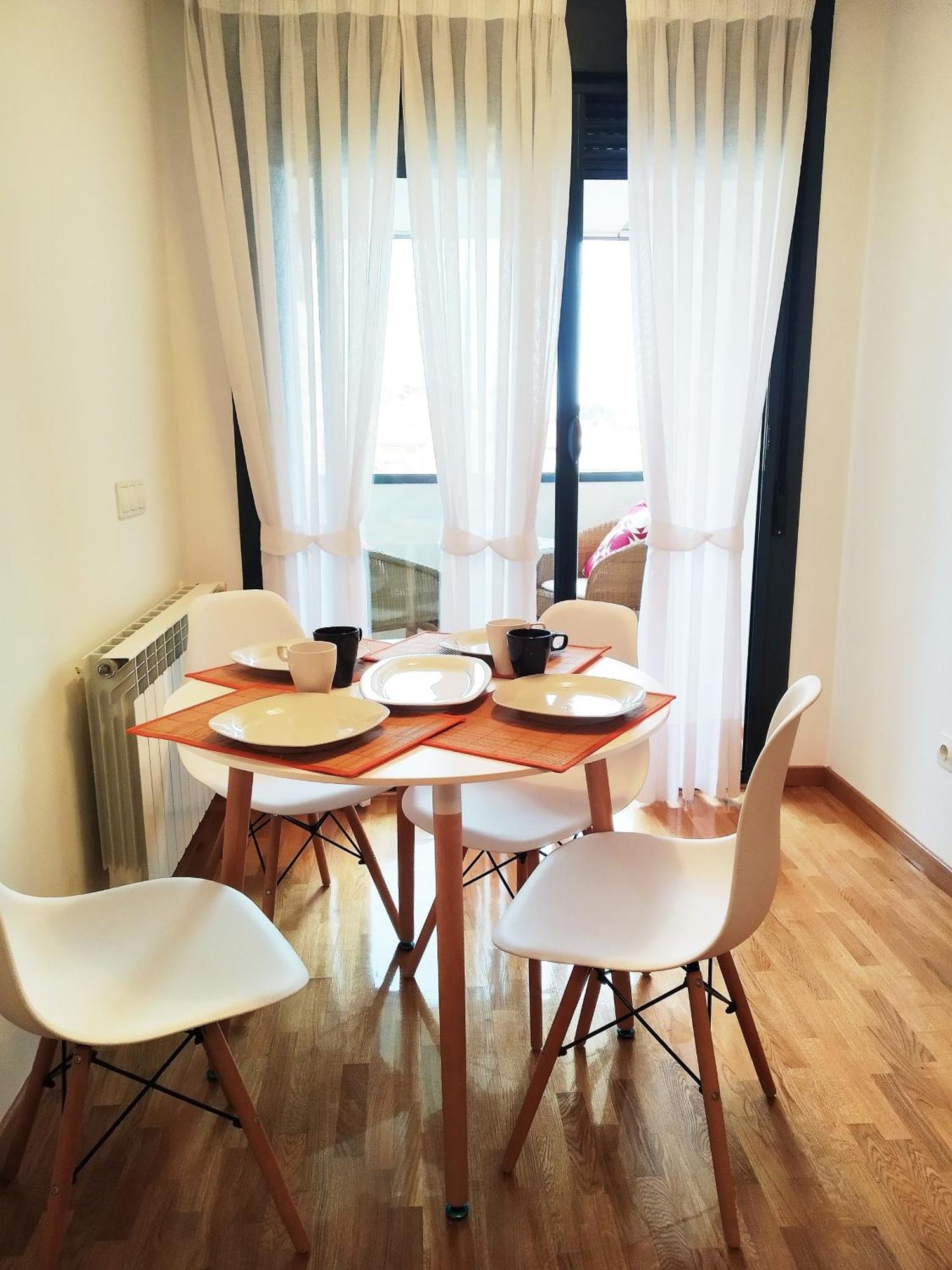 Hikari, Centro Con Parking Apartment