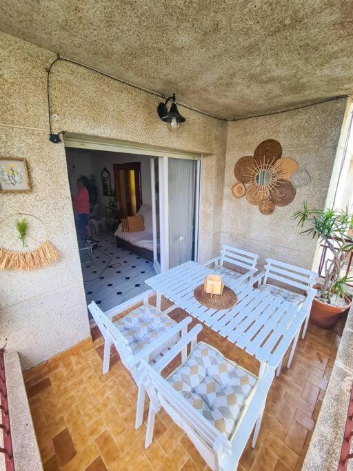 Apartment Beachside 2-bd Near Barcelona *