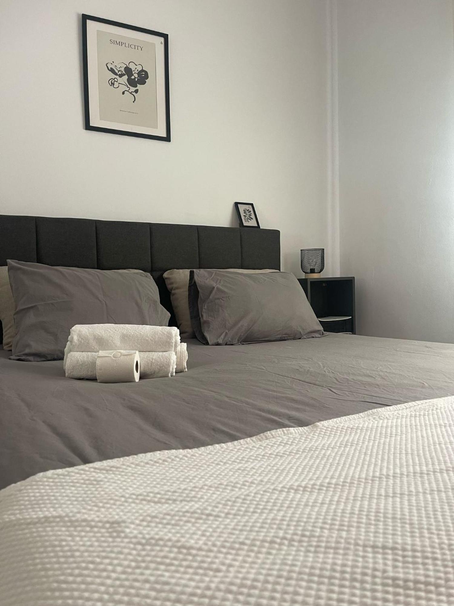 Astral-habitacion Doble Privada En Casa Compartida-uebica2 * Mairena del Aljarafe