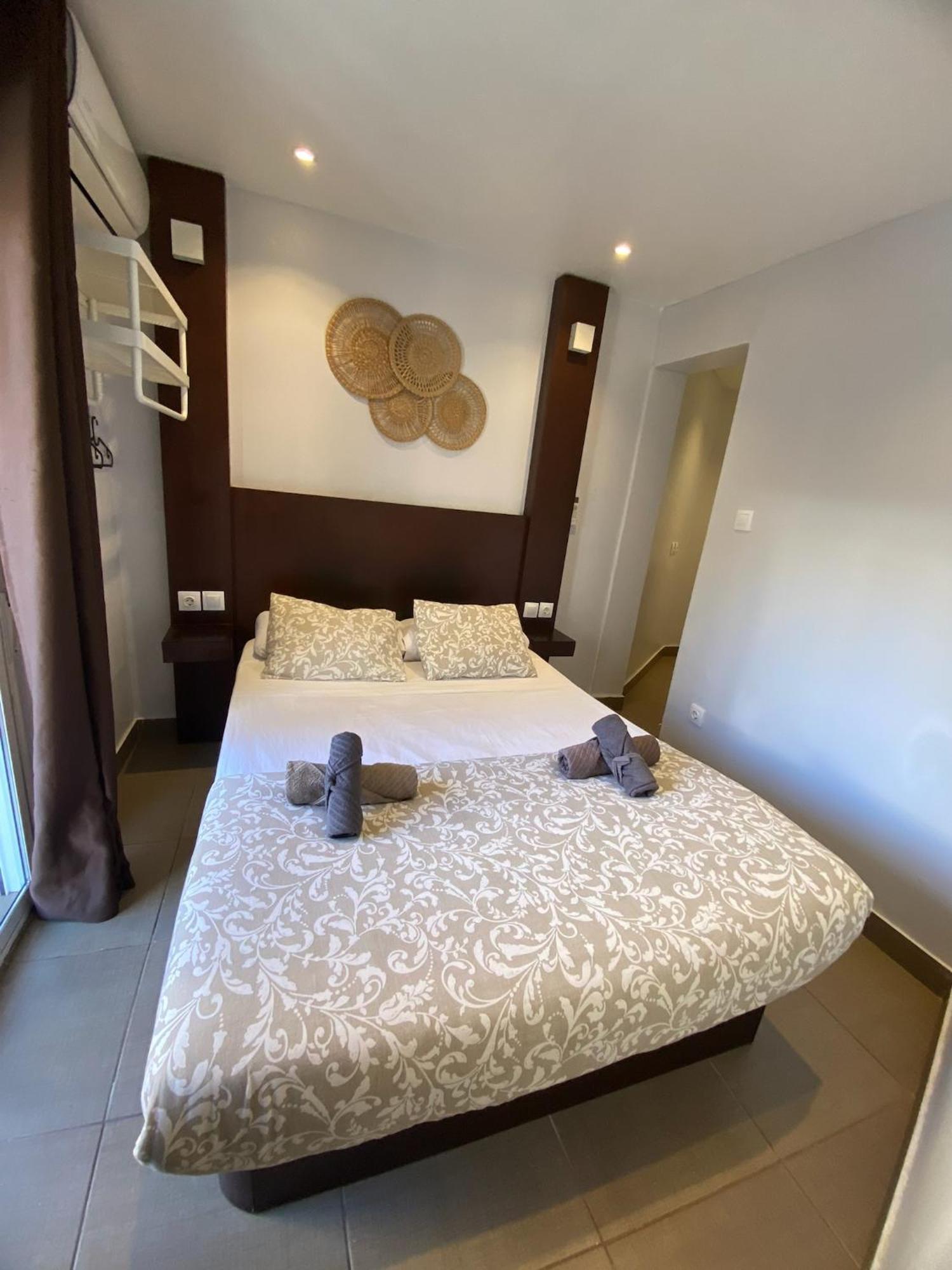 Apartment Con Bano Privado Frente Al Metro L5 Barcelona-hospitalet