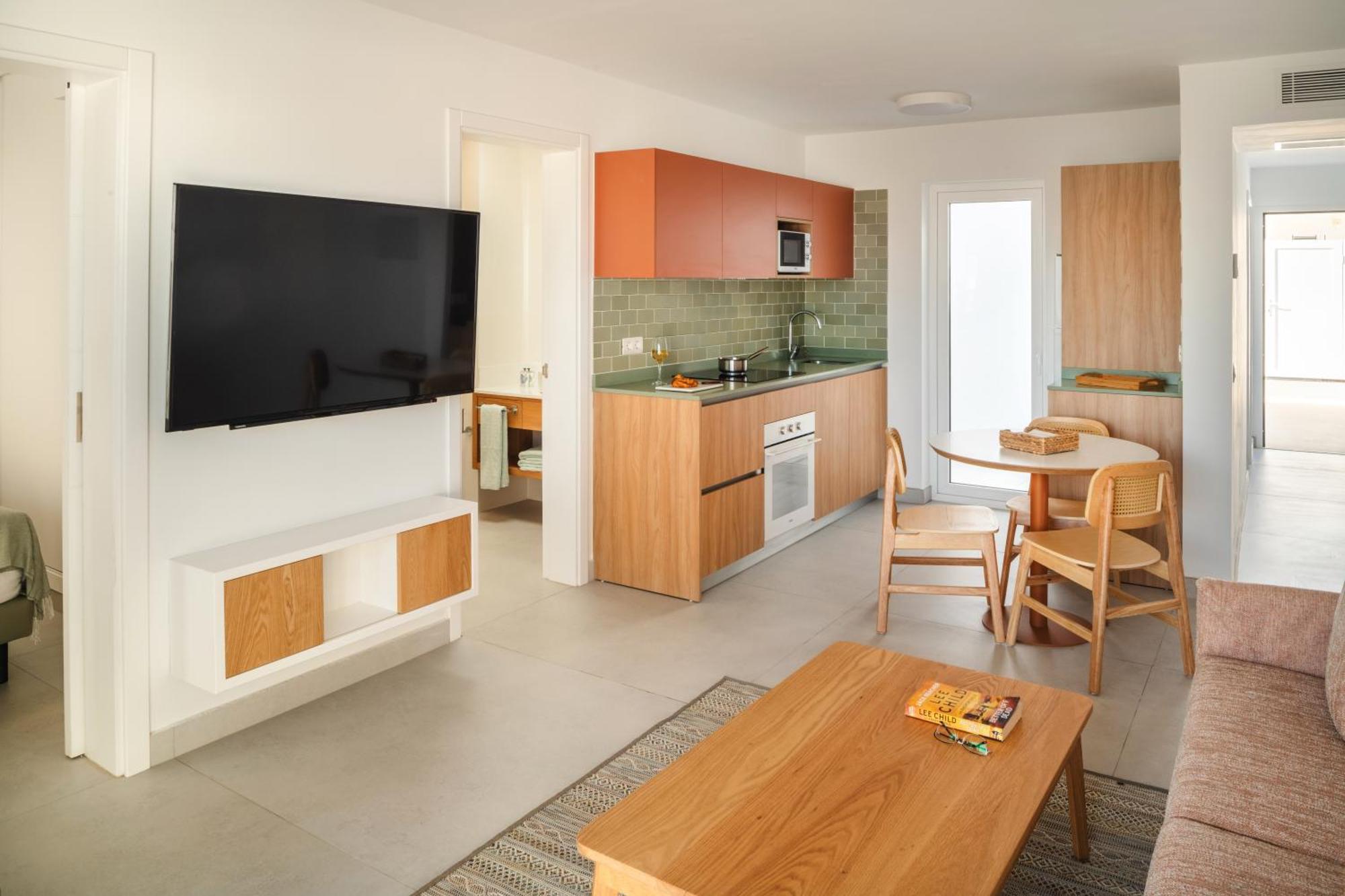 Nazaret - Adults Only * Arrecife (Lanzarote)