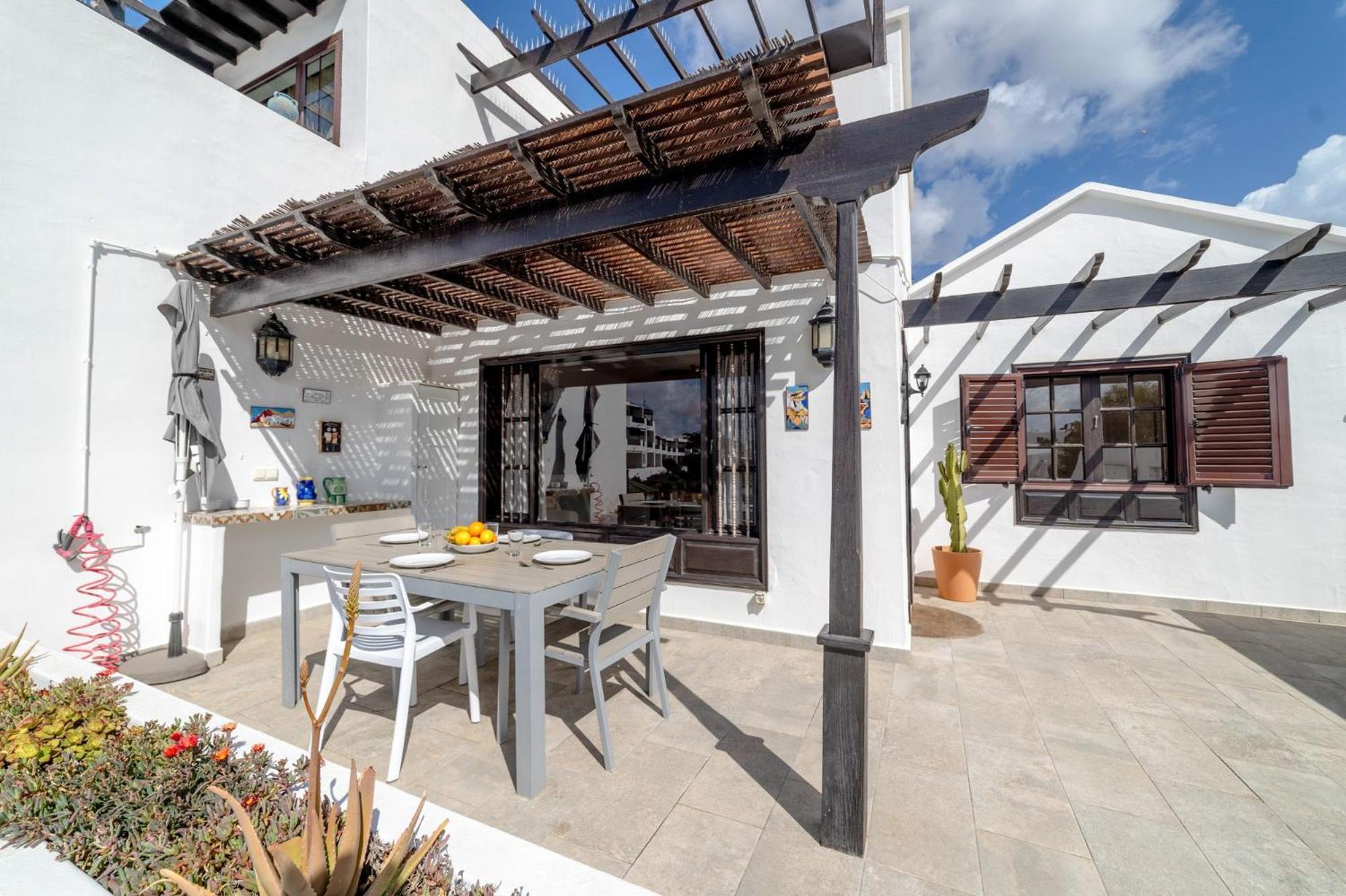 Apartment Playa Bastian 2 Habs 2 Banos Y Super Terraza Costa Teguise