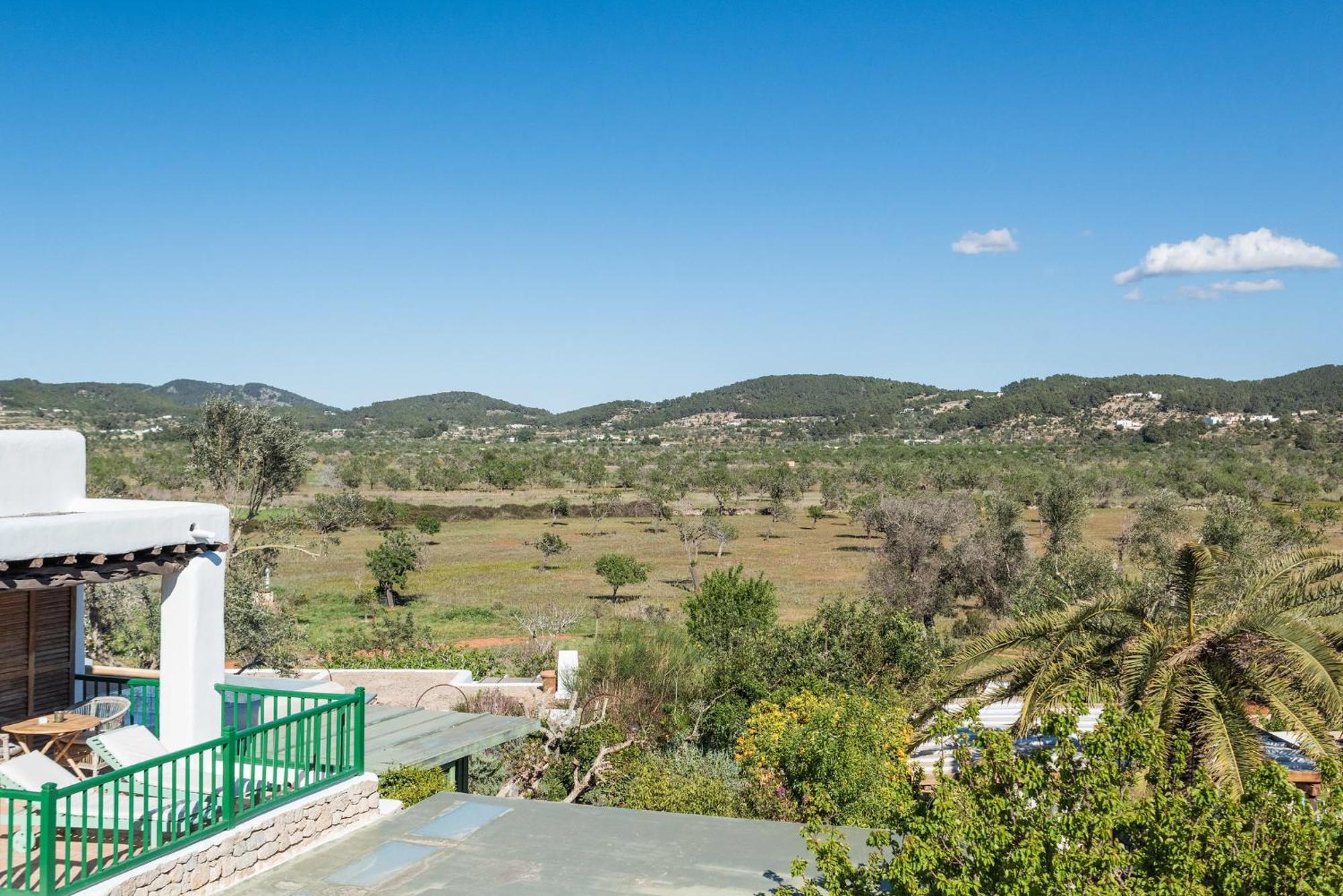 Es Cucons Rural Casa rural *
