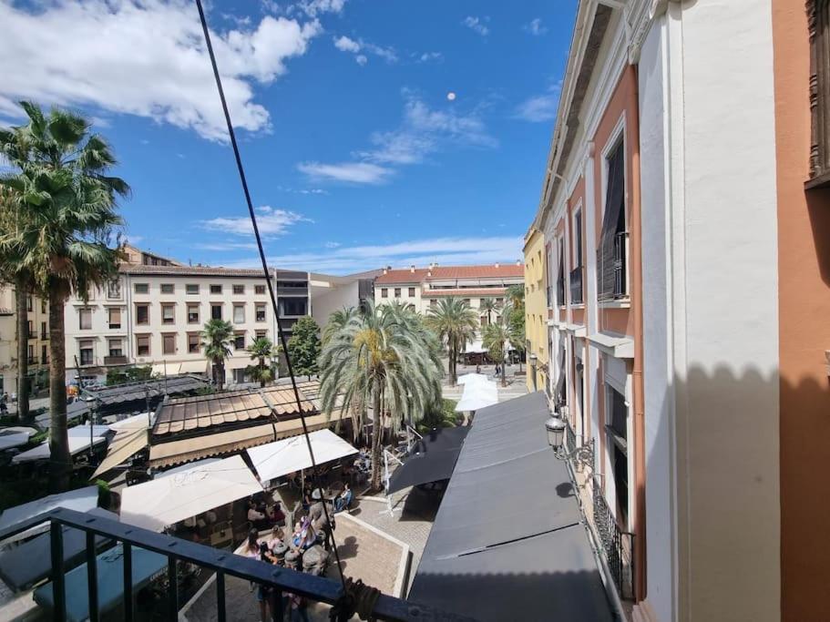 Exclusividad A Pie De La Torre De La Catedral Apartment