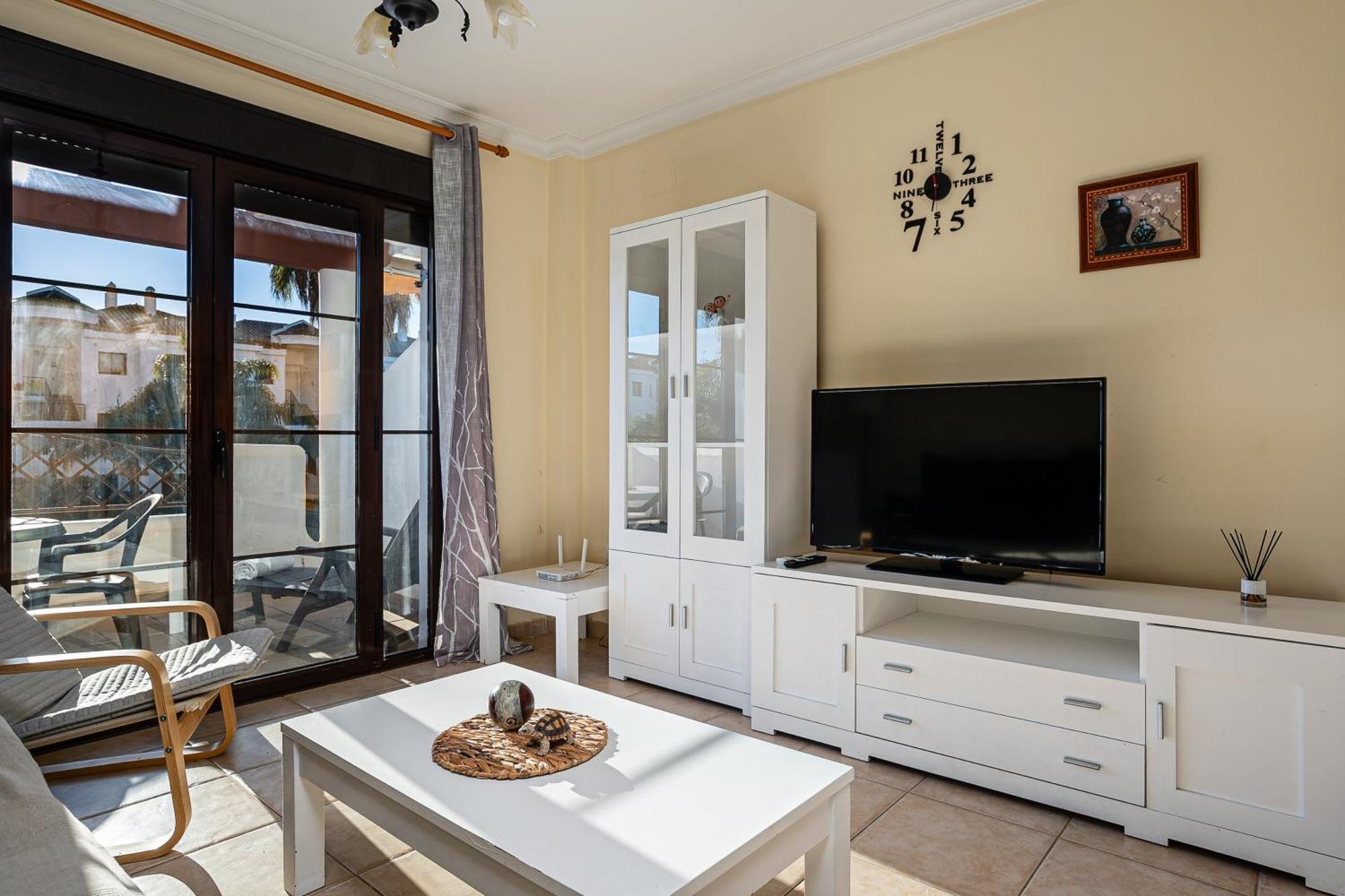 Apartamento Familiar Muy Soleado Cerca De La Playa Y Parking Incluido